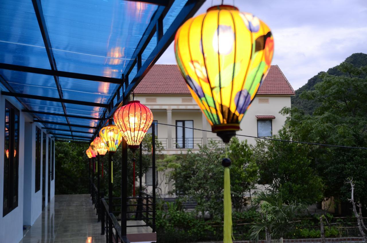 Sunshine Homestay 퐁냐 외부 사진