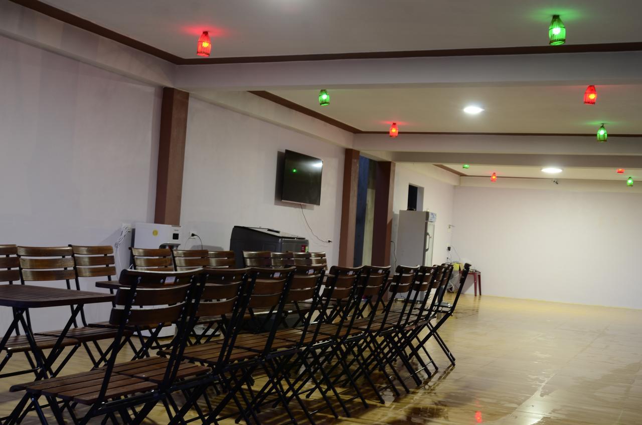 Sunshine Homestay 퐁냐 외부 사진